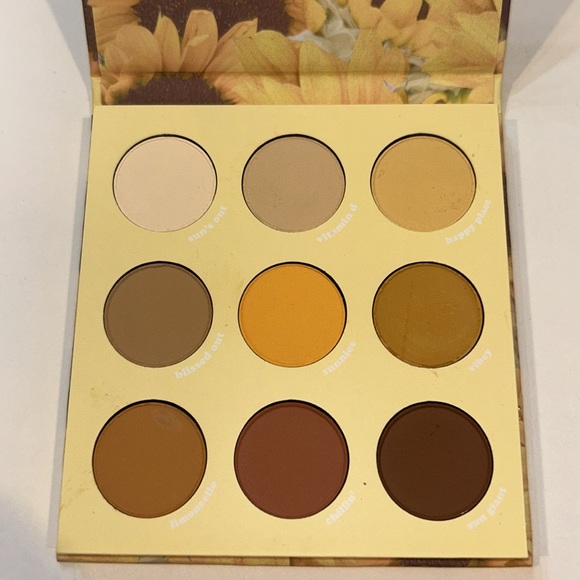 ColourPop lil’ ray of sunshine eyeshadow palette - Picture 2 of 3